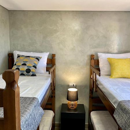 Cond/ Resid/ Cavallari/4Min Da Unimar Marilia Luaran gambar
